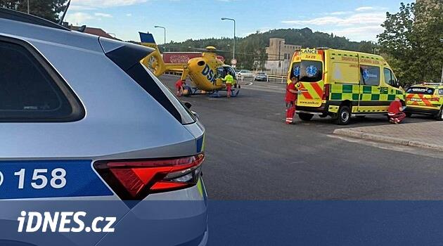 Nové Bor'da evsiz bir adam bir tanıdığını bıçakladı, polis onu cinayete teşebbüsle suçladı