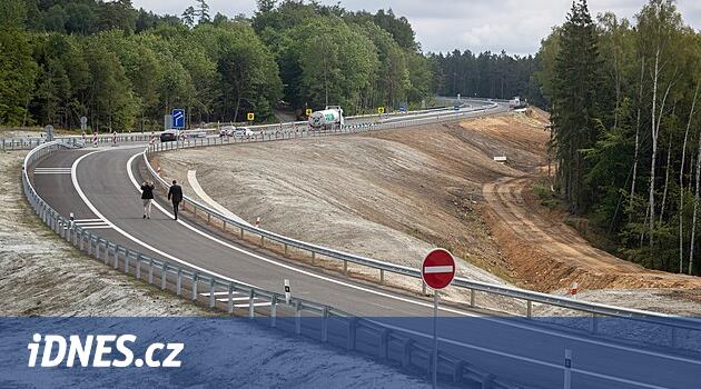 İki yerine dört şerit.  Novoborsk “otoyolu” daha güvenli ve sorunsuz bir trafik vaat ediyor