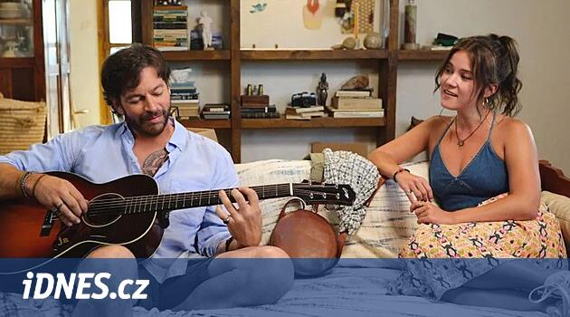 TV Sunucusu: İşler kötüye gittiğinde, Kıbrıs'a aşkı bulma zamanı gelmiştir
