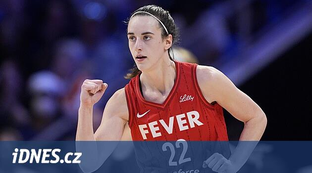 AP'ye göre Amerikalı basketbolcu Clarková yılın sporcusu seçildi