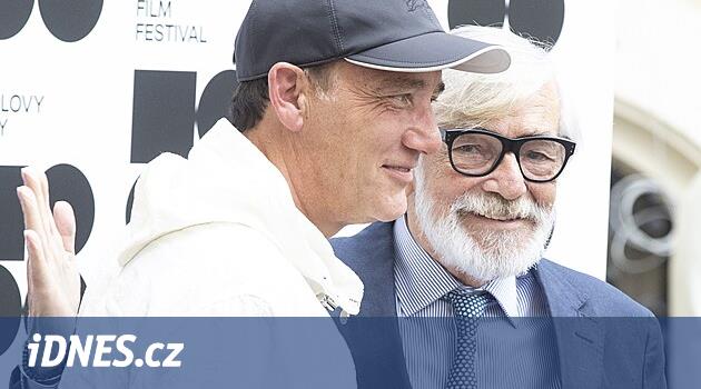 Geç kaldı, iyi bir ruh hali içinde misilleme yaptı.  Vary'yi yıldız Clive Owen süsledi