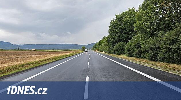 Hřebča'daki yoğun kapanış sona erdi.  Yol üzerindeki köylerdeki insanlar bunun dayanılmaz olduğunu söylüyor