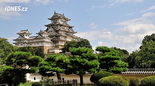 Japonya çok fazla turist olduğuna karar verdi. Yabancılar anıtlara ekstra para ödüyor