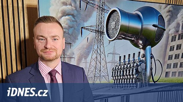 Bir uzman, ilaçlama cihazları ve devasa saç kurutma makinelerinin ekolojik saçmalık olduğunu, çözümün ise pil olduğunu söylüyor