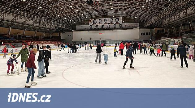 Žďár'daki buz pateni pisti hizmet dışı, gelecek sezondan sonra şehir yenilenmeye başlayacak