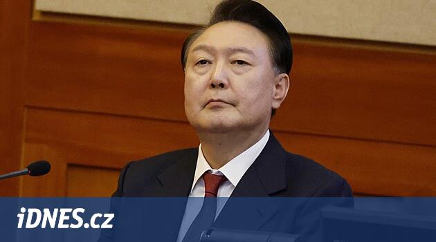 Ve hře je i trest smrti. V Jižní Koreji začíná proces s prezidentem Jun ...