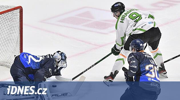 Çevrimiçi: Třinec'e karşı kuyruklu yıldız Power Play kullanıyor, Pardrucice hızlı bir şekilde liderlik ediyor