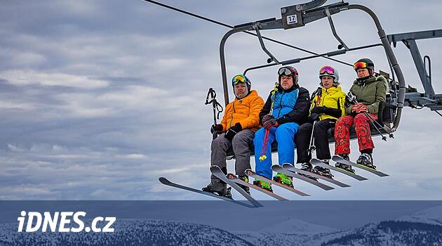 Lyžovačka se prodraží. Ceny skipasů letí vzhůru, někde o desítky procent