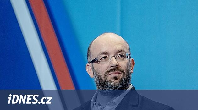 Sterzik vyprovokoval lídry slovy o ústavě. Pase si vás miliardář, opáčil v debatě Hřib