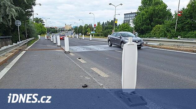 ŘSD, Olomouc Bölgesi'ndeki Přerov ve Bělotín yakınlarındaki I/35 ve ayrıca D1 otoyolu üzerindeki köprüleri onarıyor