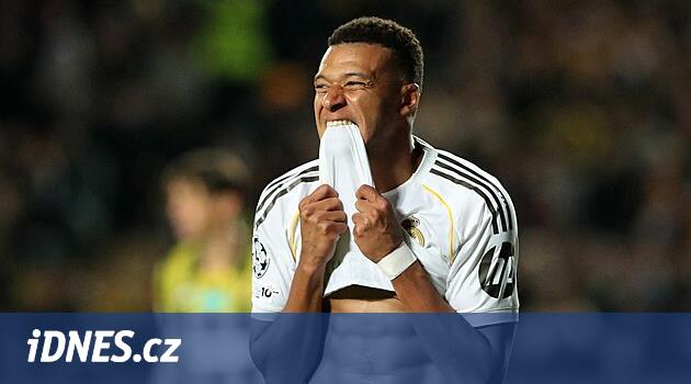 Když mám pět šancí, chci pět gólů! Mbappé se kál i s hattrickem, pro Alonsa je klíčový