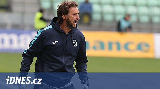 Byl to fičák, masakr. Trenér Jarolím popsal přesun do Karviné i prvoligovou premiéru