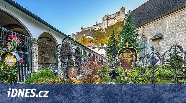 Výlet za mrtvými. Funerální procházka po Salcburku umí překvapit