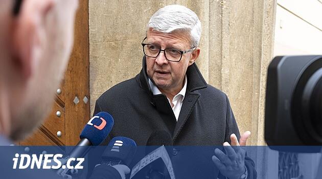 ANO, SPD a Motoristé si plácnou na návrat věku odchodu do důchodu na 65 let