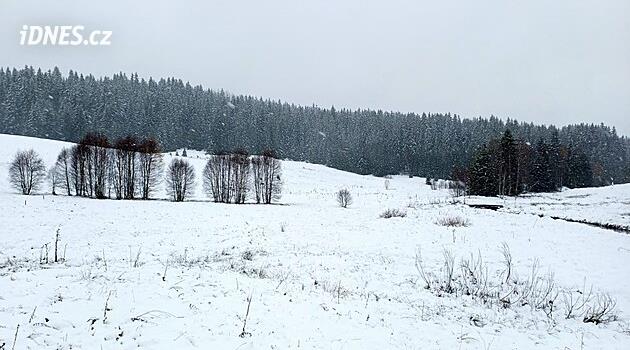 Na přelomu roku bude v Česku vydatně sněžit, hrozí závěje