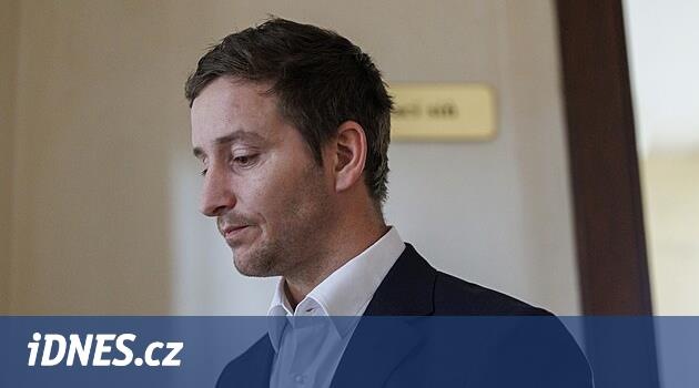 Vahşi geçiş için yedi yıl. Bir arkadaşını sürdü, şoförü savundu