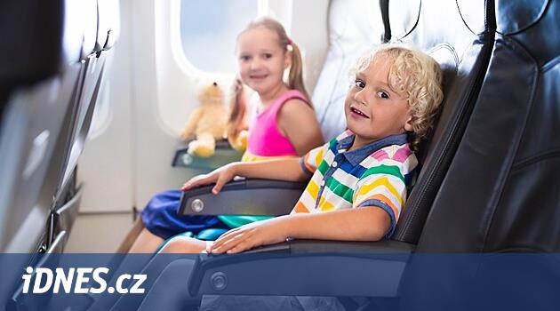 Jak zvládnout let s dětmi. Nepodceňte přípravu a udělejte z létání zábavu