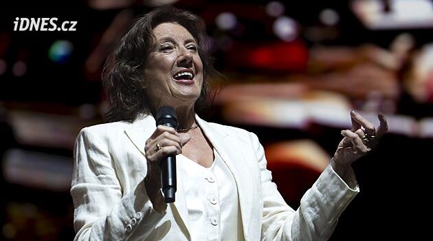 Marie Rottrová Strakonice'deki konserini erteledi