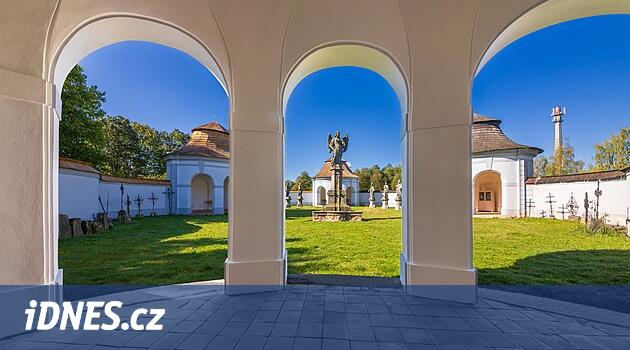 Onarımdan sonra Santini'nin alt mezarlığı žďár'da açılıyor