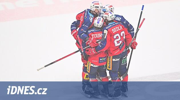 Pardubice doma převálcovaly Budějovice a posunuly se na druhé místo tabulky