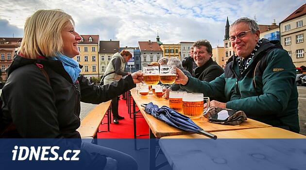 Budweiser Budvar 130 yıldır bira bira üretiyor ve tüm dünyada ihraç ediyor