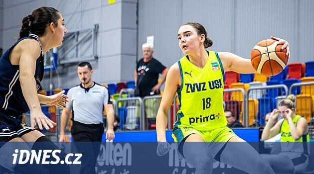 USK Praga yüz gol attı ve Chomutov, Žabiny de başardı