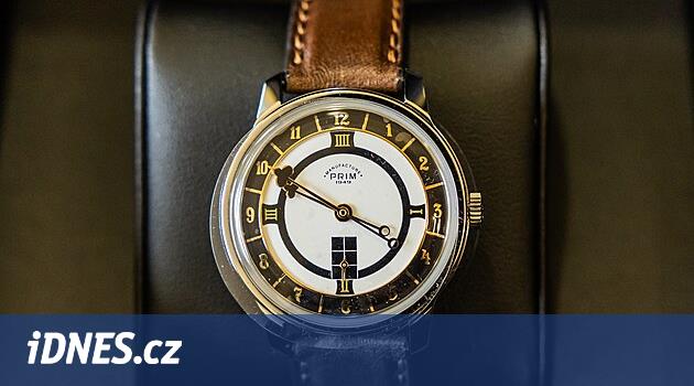 Hradec, saatin yıldönümüne beyaz bir kule satıyor, 130 bin maliyet