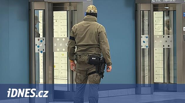 Polis, dronların Prag Havaalanı'na gittiğini anonim raporlara doğruladı
