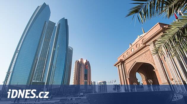 V Emirátech můžete skončit za mřížemi i kvůli tomu, co děláte na sítích