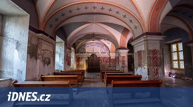 Napoleon by měl radost. Nahlédněte do pražské Invalidovny před rekonstrukcí