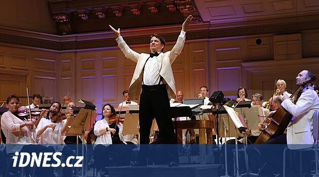 Vary'deki Çeşitlemeler: Sorrentino'nun galası ve Çek Filarmoni Orkestrası'nın konseri