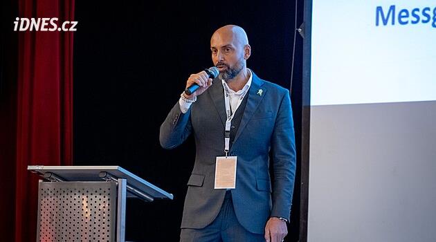 Karlovy Vary Bölgesi daha yüksek düzeyde otonom hareketliliğe hazırlanıyor