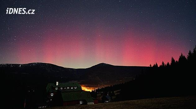 Děsivá krása polární záře. Nejdřív se rozsvítí nebe, pak zhasne naše civilizace