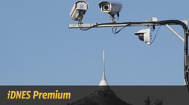 Konec radarů: vláda zruší zlatý důl. Přestane se měřit rychlost, zní kritika