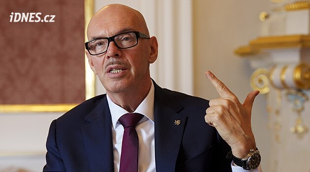 Klempíř, Baxa'yı Prag Baharı yönetim kurulundan çıkardı