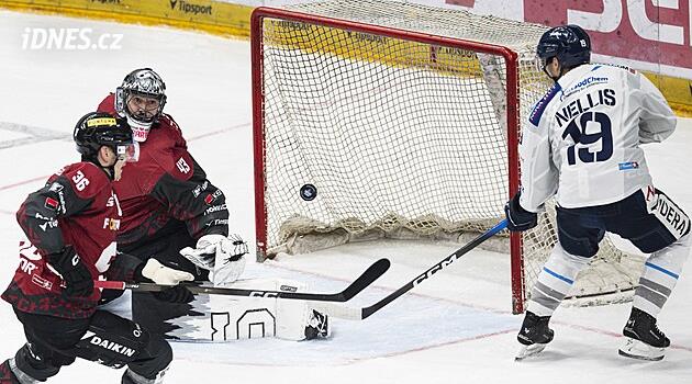 Yetman, Nellis ve Abdul, Vítkovice'de sözleşmelerini uzattı