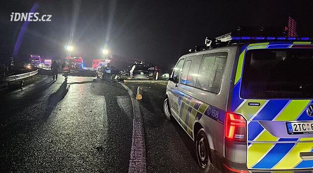 Ostrava yakınlarında D56 karayolunda trafik kazası yaşandı