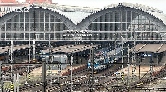 Kablo hırsızlığı Prag'daki trenlerin çalışmasını sınırladı