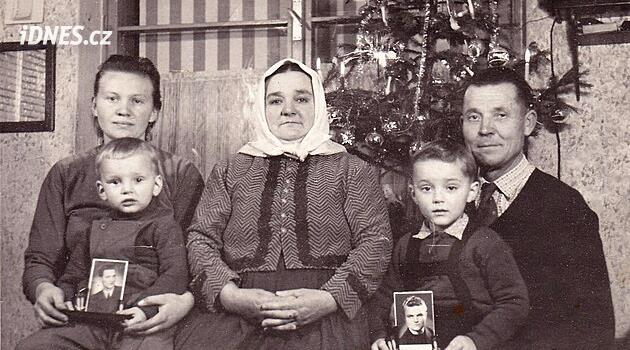 Posílám malovánku pod stromeček. Dopisy ukazují, jak tvrdé bylo vězení v 50. letech