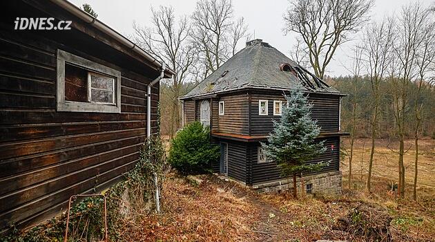 Tekstil tüccarı Franz Stross'un hafta sonu yaşadığı kulübede yangın çıktı