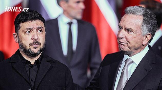 Zelenskyj jednal s Američany před jejich schůzkou s Lavrovem. Řešili, jak přiblížit mír