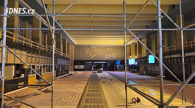 SŽ, Pardubice'deki gidiş salonunun yeniden inşasını gelecek yıl tamamlayacak
