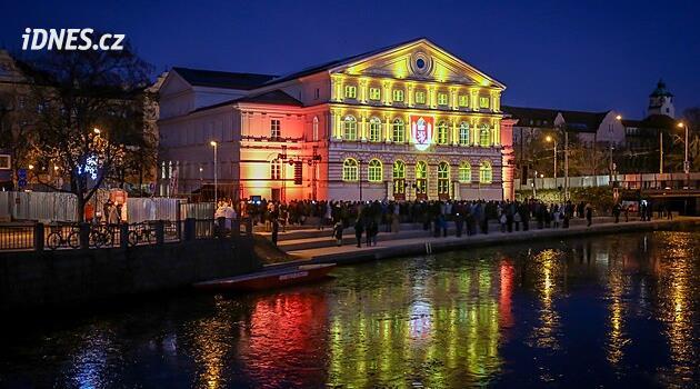 Budějovice'deki KD Slavia'nın yeniden inşası sona erdi. İlkbaharda çalışmaya başlayacak