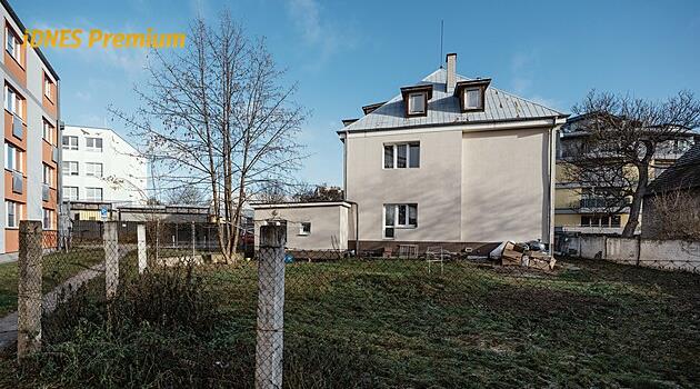 Vémola před zatčením investoval desítky milionů. Zmapovali jsme jeho nákupy realit