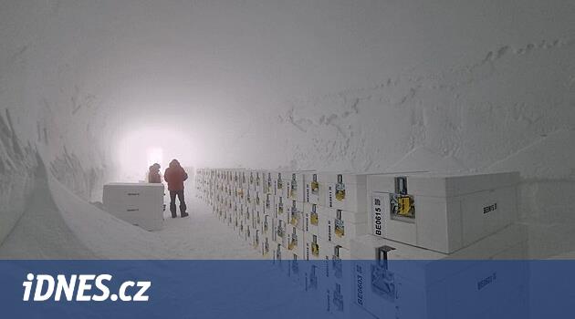 Milník ve výzkumu změny klimatu. Vědci prozkoumají milion let starý led