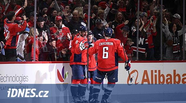 Jagra aradı, Gretzký'yı kovalamaya devam ediyor. Üç gol Ovechkin Washington'u kazanmayı başardı
