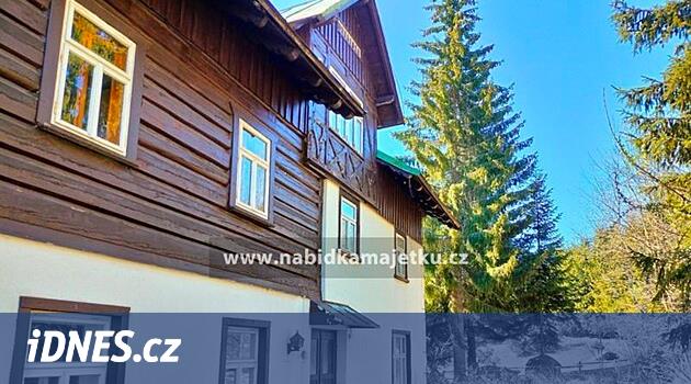 Devlet, Harrachov'da eski bir konuk evi sattı, üç ilgili tarafın rekabet ettiği açık artırma sırasında