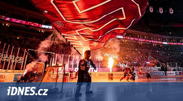 Sparta çeyrek finaller için bilet başlattı. Ve bir ışık şovu çekiyor