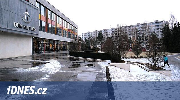 Filarmoni gibi geliyor. Žďár Kültür Evi dünya sistemine sahiptir