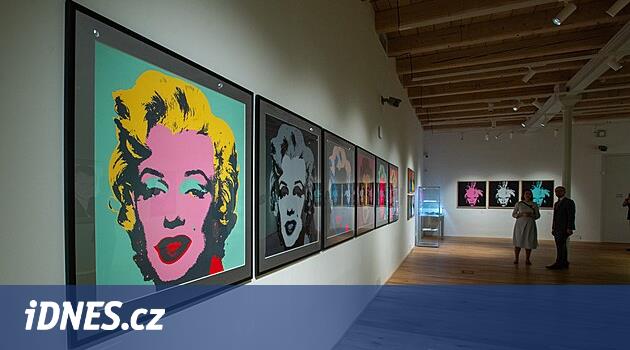 Monroe, Gretzky veya Sako dahil olmak üzere Pardubice'de Andy Warhol'u sergiliyorlar